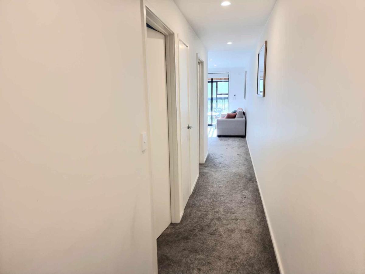 Modern 1 Bedroom Apartment Across From Hagley Park Christchurch Exterior foto